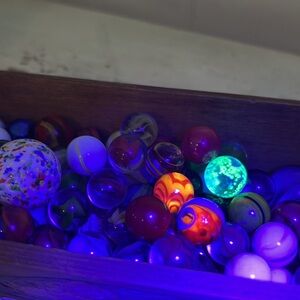 Lot Antique uranium mix glass marbles